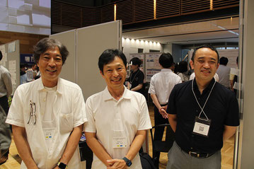 左から　安田豊先生、植原啓介先生、西田知博先生