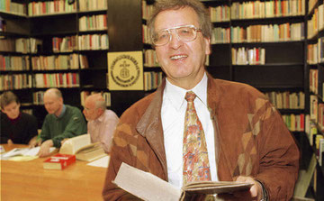 Reinhard Frieling 1997 im Konfessionskundlichen Institut (Foto epd/Lohnes)