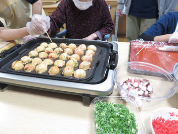 おやつ作り