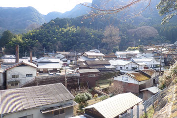 大川内山を高台の公園から.10月に下見をしたときには修学旅行生も訪れていました(良い!).