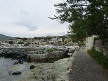 Le village de Barcaggio (pointe nord du Cap Corse)