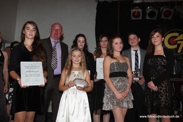 Ehrung der erfolgreichen Sportler beim Bezirksball 2011