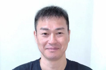 井上スポーツマッサージ治療院　院長　井上智幸