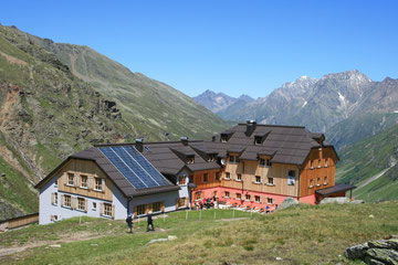 Taschachhaus (2434 m)