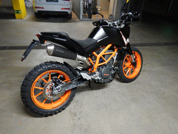 390er Duke Scrambler - kleine Berghexe