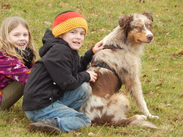 Finja und Ben mit Jack, März 2014