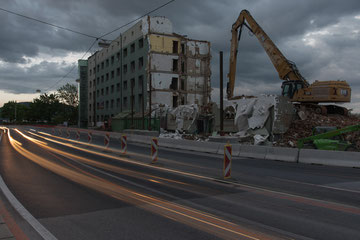 Alfred Fröschl - Lost Places:   „Linz-Waldeggstraße“   35mm - f 11 - 8Sek. - ISO 100 - Nikon D750