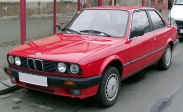 BMW 325i (E30)