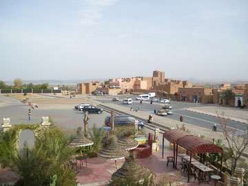 Ouarzazate, esplanade de Taourirt