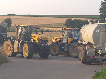 Flüssigtransporte mit Vakuumtanker und Befüllturbine