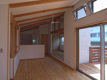 自然素材を使った注文住宅