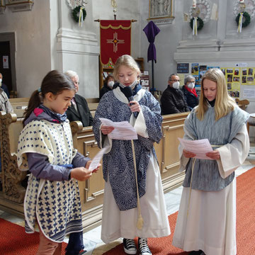 Familiengottesdienst am Ostermontag - "Begegnung auf dem Weg nach Emmaus"