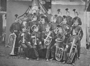 Josef Walcher mit seiner Harmoniemusik im Jahr 1870