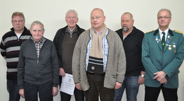 Gerald Heidel, Willi Krumdieck, Klaus-Rüdiger Bartel, Arnold Klimek, Frank Zoll, Frank Wessel (v.l.)   Jahreshauptversammlung 2013