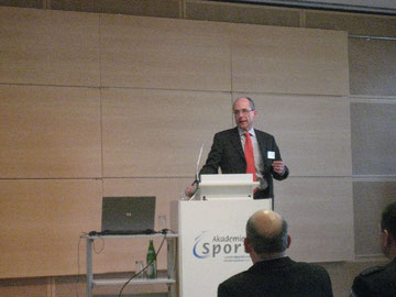 Professor Dr. Detlef Kuhlmann von der Leibniz Universität Hannover