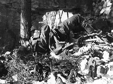 Dead German soldier in Sigolsheim