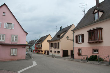 Sigolsheim Crossroad Oberhof Grand Rue left side in 2012 (Photo courtesy Katrin Raabe)