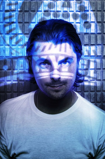 Axwell