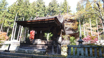 新海三社神社・東本社（長野県佐久市）