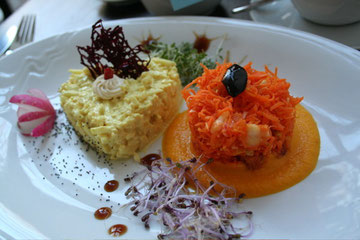 Cauliflower Curry with Carrot Raita