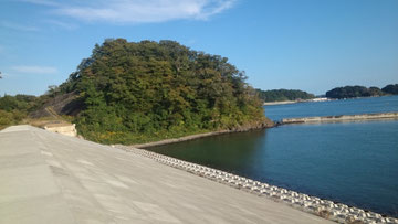 三嶋様の岬と第二堤防