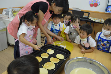しゅっ ぺたん