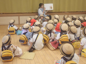 『あめのもりのおくりもの』