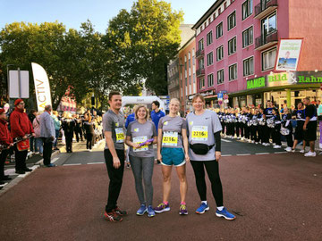 Team von Psychotherapie Mitte beim Staffellauf 2018