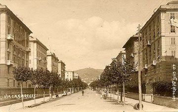 Genova , via Casaregis. Al  civico n° 42 vide la luce Giovanni  (Gianni) de Mitri  nella  mattinata del 29  Agosto 19 19