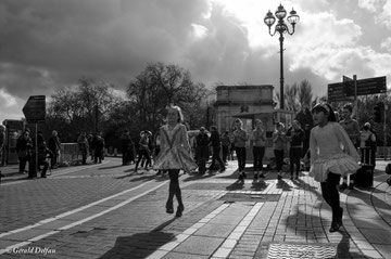 Danseuses irlandaise en herbe à Dublin à la Saint-Patrick