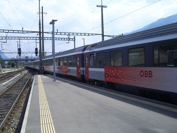 Zug 15162 bei der Einfahrt aus Wien im Grenzbahnhof Buchs (SG)