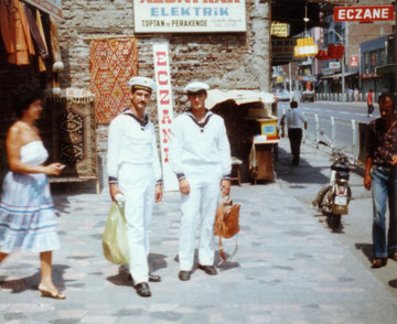 Axel Reiners und Jens Rugalies in Izmir beim shoppen