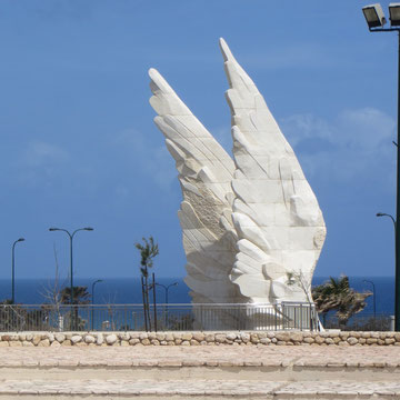 Victory monument (2012) marking the victory of the Red Army over Nazi Germany by Chen Vinkler Ben Gurion Street Netanya Israel