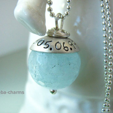 facettierter Aquamarin mit beschriftbarer Silberkappe zur Hochzeit ... something blue