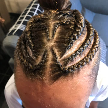 Aline coiffure à domicile Poussan