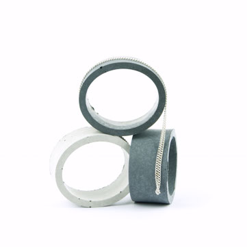 Concrete bracelet, watch display stand by PASiNGA
