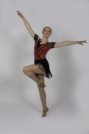 teen dancing, learn dancing in Toowoomba, keep dancing, ballet dance, jazz studio, learning jazz