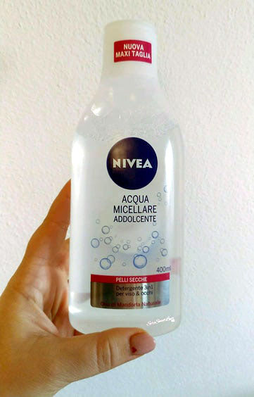 Flacone in plastica maxi formato 400 ml Nivea Acqua Micellare addolcente 3in1