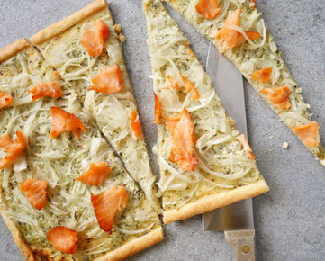 Räucherlachs-Zwiebel-Tarte