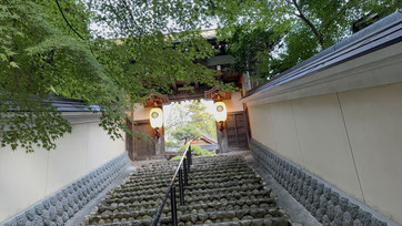 油山寺の入り口はお気に入りです