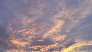 ある日の会社からの空