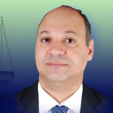 Afirma el voto obligatorio seria esencial para conducir al pais por otro rumbo