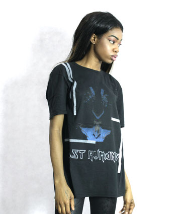POST HUMANITY T-SHIRT   €70,00