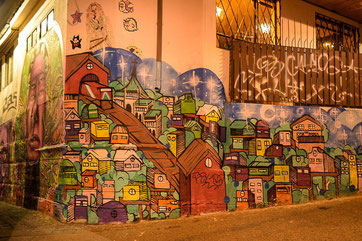 Mural bei Nacht
