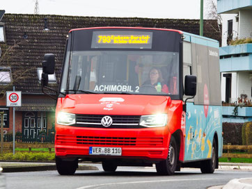Foto des Achimobil - der Achimer BürgerBus unterwegs