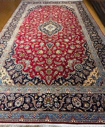 KASHAN　SILK100％  ESFAHANNYAN 工房　ドザールサイズ