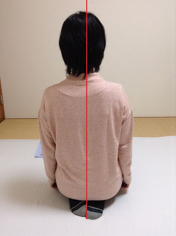 しんそう福井武生では、手足のバランスから身体の歪みを調整し、腰痛、肩こり、不妊、座骨神経痛なども改善します。