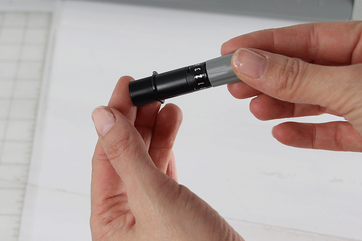 Antwort auf die Frage: was ist plottern mit der Silhouette Cameo? Mit einer Plotterdatei als Plotter Freebie. Unter www.die-kleine-designerei.com kannst du Schneideplotter Vorlagen, Plotterbilder und Plotterdateien kaufen.