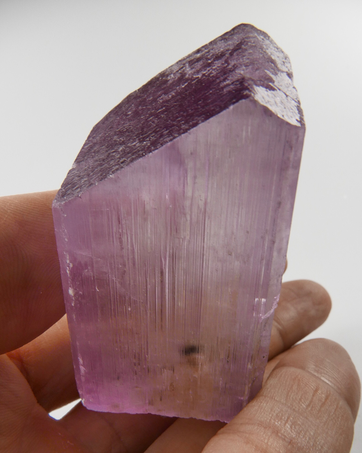 Kunzite gem