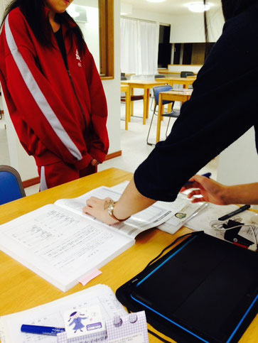 学習指導中です。志望校とのギャップを知るのです!